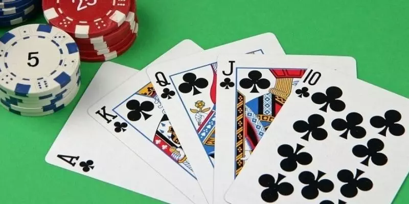 Các chiến thuật ăn cây chốt trong phỏm dành riêng cho tân thủ